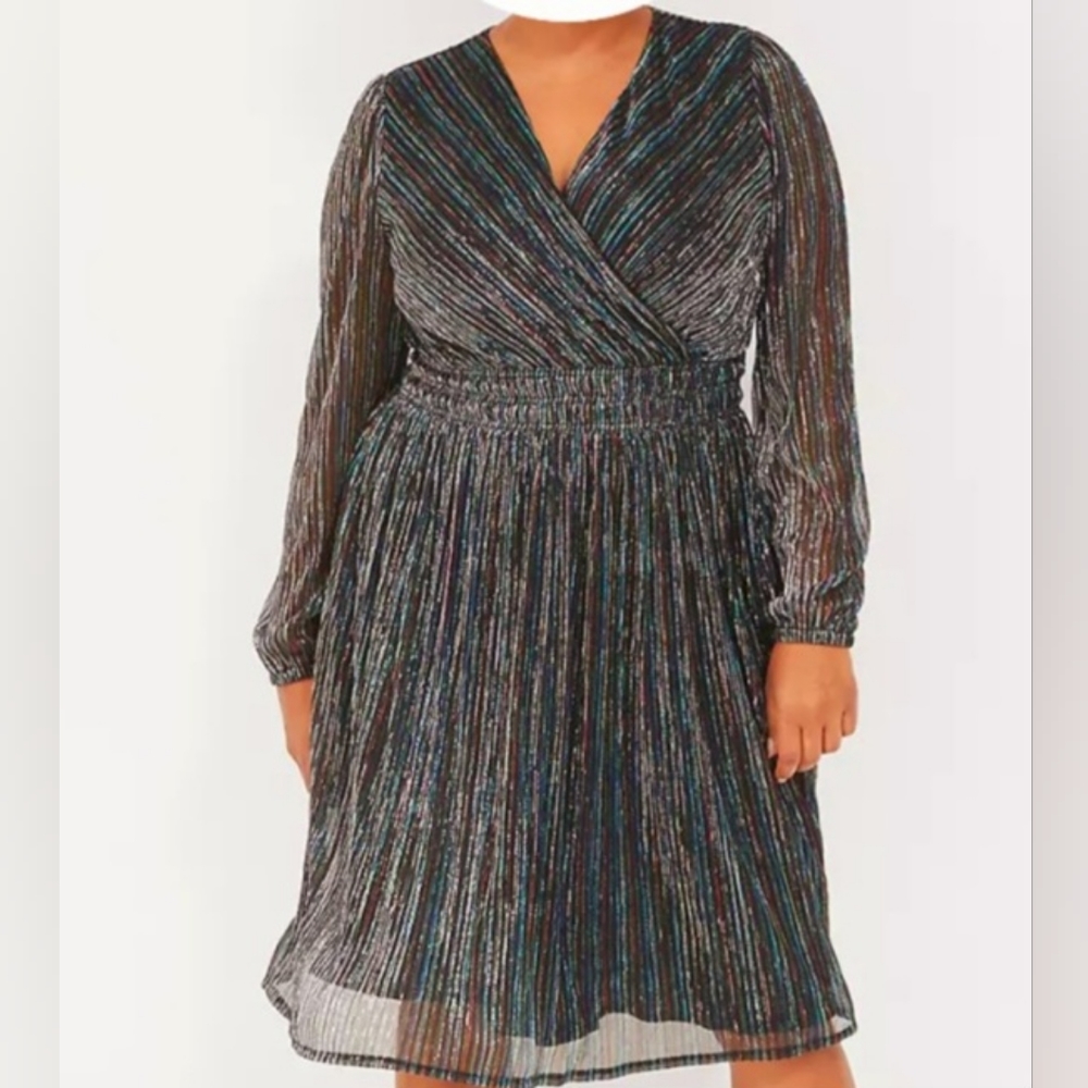 Lurex blouson sleeve crinkle knit dress.